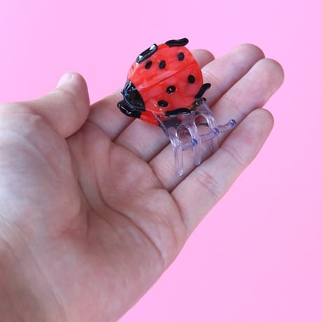 ククシュゼット 正規商品 ヘアアクセ クリップ 虫 かわいい ギフト Coucou Suzette てんとう虫 ミニ ヘア クロー レッド×ブラック(ladybugminiclaw)