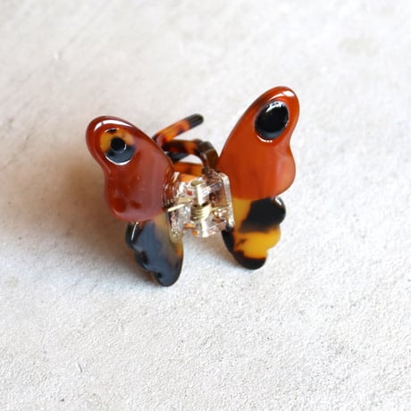 ククシュゼット 正規商品 ヘア アクセ クリップ 虫 かわいい ギフト Coucou Suzette べっ甲 蛾 ミニ ヘア クロー ブラウン (mothminiclaw)