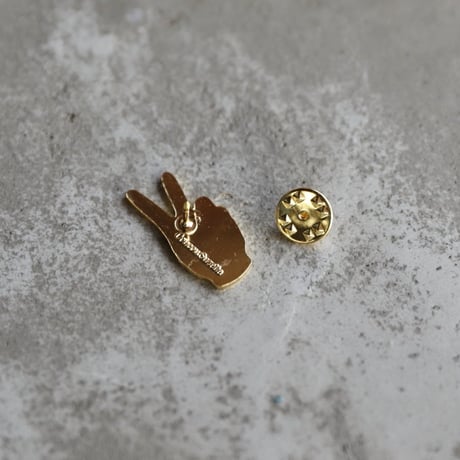 ククシュゼット 正規商品 ピンバッジ ブローチ かわいい おしゃれ フランス 個性的 Coucou Suzette ピースアウト ピン ホワイト(peaceoutpin)