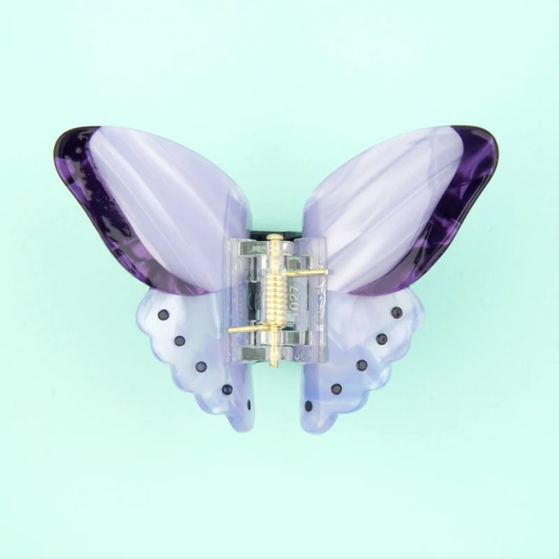 アレクサンドル✨未使用品 ピンク 蝶のヘアクリップ ✨美品 アレクサンドル✨未使用品 ピンク 蝶のヘアクリップ ✨美品