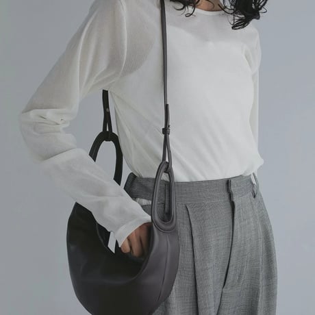 MANOF / HANDLE MOON BAG / 891168552