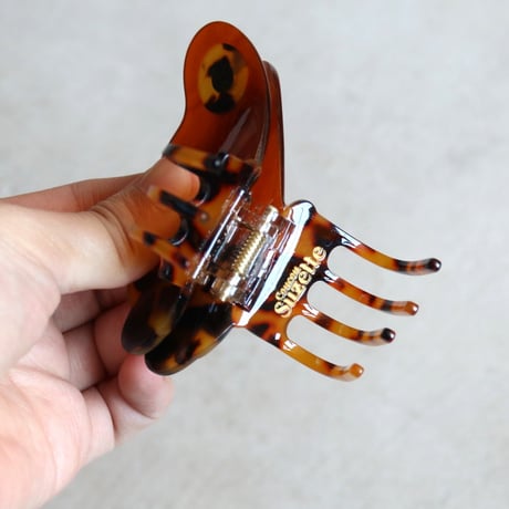 ククシュゼット 正規商品 ヘア アクセ クリップ 虫 かわいい おしゃれ ギフト Coucou Suzette べっ甲 蛾 ヘア クロー ブラウン(mothhairclaw)