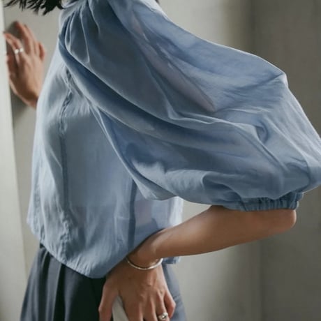 MANOF / SHEER GATHER BLOUSE / 891224002