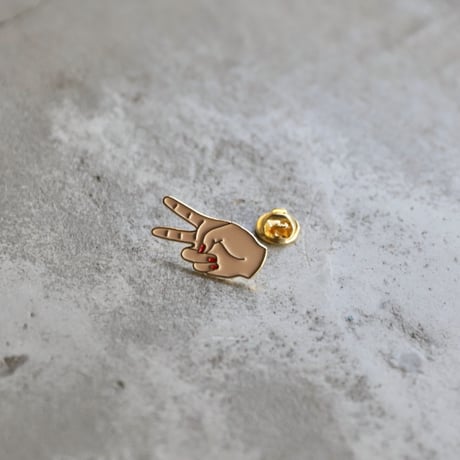 ククシュゼット 正規商品 ピンバッジ ブローチ かわいい おしゃれ フランス 個性的 Coucou Suzette ピースアウト ピン ホワイト(peaceoutpin)