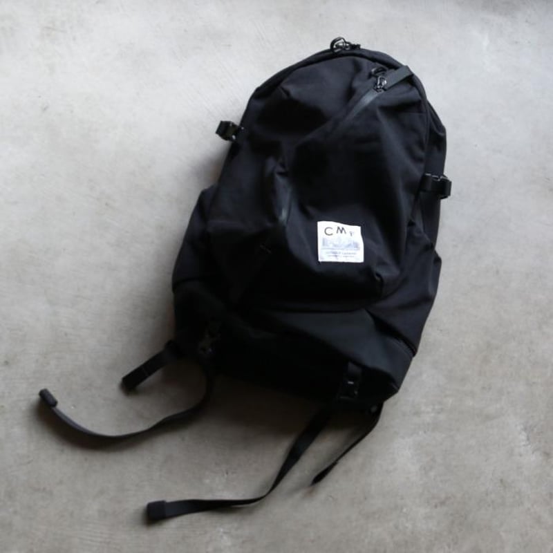 CMF OUTDOOR GARMENT / WEEKENDERZ SMOOTH NYLON /