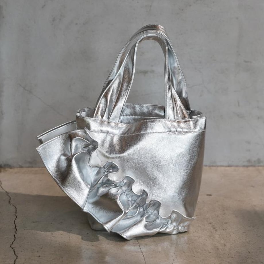 67b2da900decc702859b4ee3