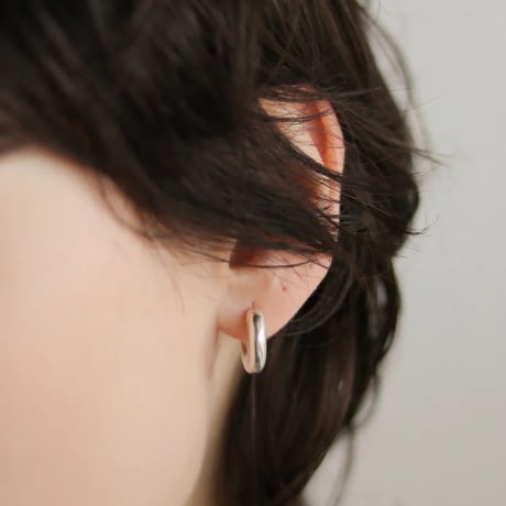 TEN. 正規商品 ユニセックス アクセサリー テン ベーグル イヤリング シルバー/ゴールド【即日発送】