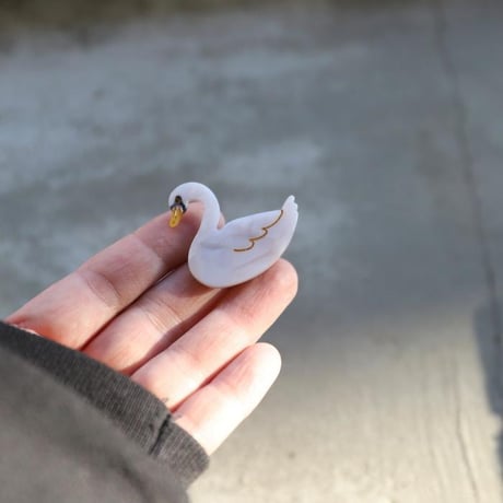 ククシュゼット 正規商品 ヘア アクセ クリップ ピン ヘアピン かわいい 鳥 フランス Coucou Suzette 白鳥 ハクチョウ ヘア クリップ ホワイト(swanclip)