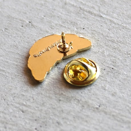 Coucou Suzette / Croissant Pin / croissantpin