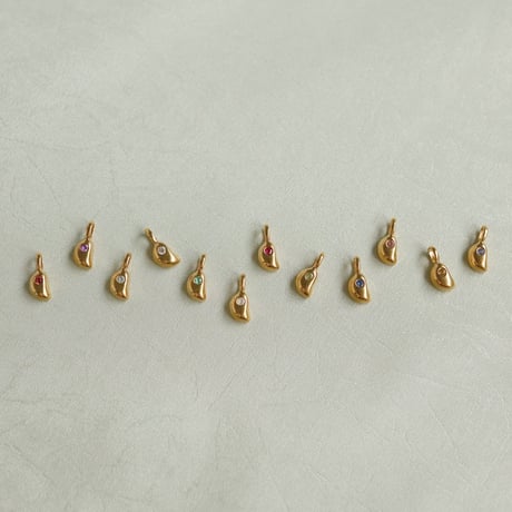 TEN. 正規商品 ユニセックス アクセサリー テン スイムチャーム ゴールド【即日発送】
