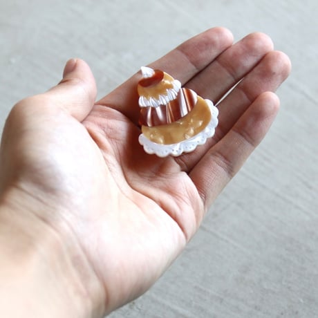Coucou Suzette / Religieuse Pastry Hair Clip / religieusepastryclip