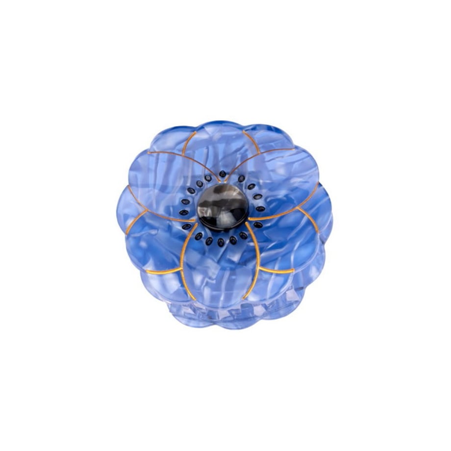 665d58c6615df6002e749418