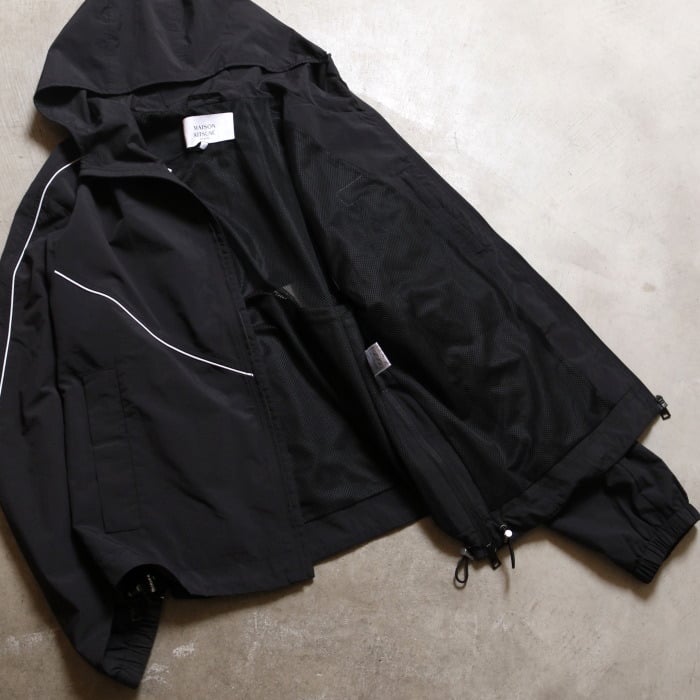 MAISON KITSUNE / TECHNICAL WINDBREAKER / nm0220 MAISON KITSUNE / TECHNICAL WINDBREAKER / nm0220