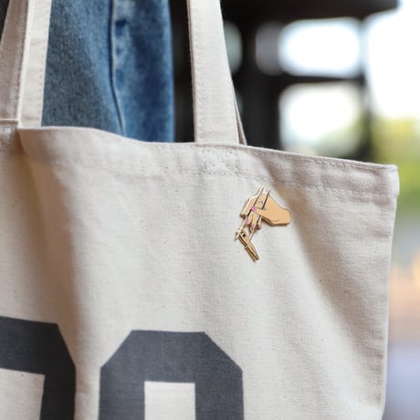 ククシュゼット 正規商品 ピンバッジ ブローチ かわいい おしゃれ フランス 個性的 Coucou Suzette ヤミー ピン Yummy Pin ベージュ系 BEIGE (yummypin)