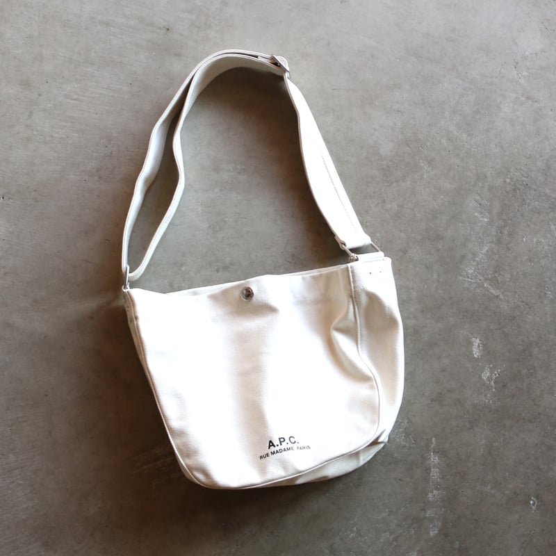 APC / BESACE JOURNAL SMALL CANVAS BAG / 24253-1
