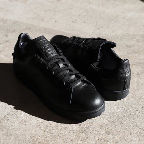 adidas originals / STAN SMITH LUX GTX / JR3323・JR3329