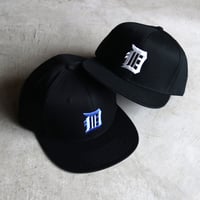 HIDEANDSEEK ハイドアンドシーク  刺繍 ロゴ ベースボール キャップ DUSTYCHAMP Baseball Cap ブルー/ホワイト 2色展開 2023秋冬新作(DG-100623)