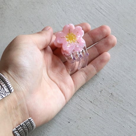 ククシュゼット 正規商品 ヘア ミニ アクセ クリップ 花 Coucou Suzette サクラ ミニ ヘアクロー ピンク (sakuraminiclaw)