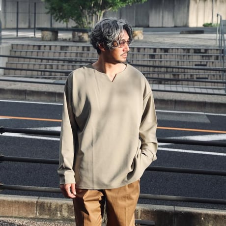 CHARGER / Keyneck Side Slit / cr24awtee01
