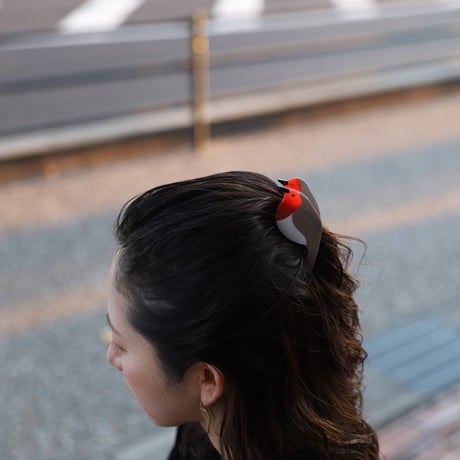 ククシュゼット 正規商品 ヘア アクセ クリップ かわいい 鳥 ウグイス フランス Coucou Suzette  コマドリ ヘア クロー レッド×ベージュ(robinclaw)