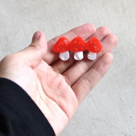 Coucou Suzette /Mushroomclaw Hair Clip / mushroomclip