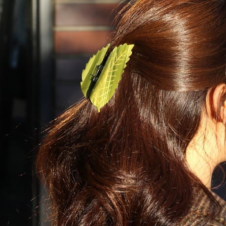 Coucou Suzette / Chestnut Leaf Hair Claw / chestnutleafclaw