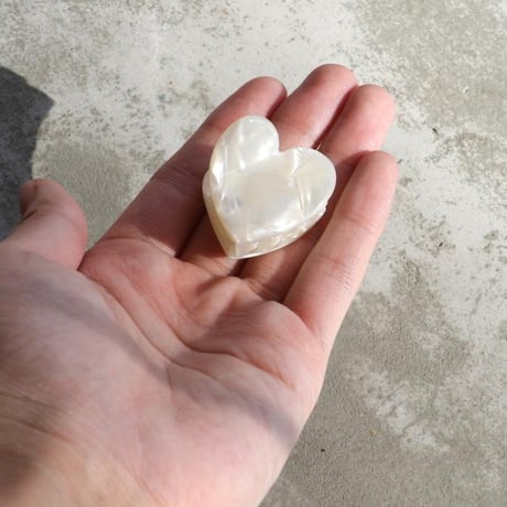 Coucou Suzette / White Mini Heart Hair Claw / whminiheartclaw