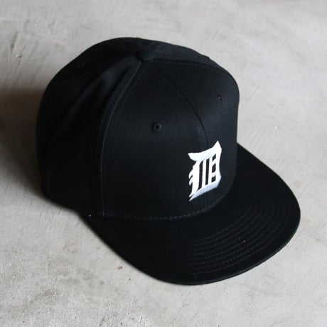 HIDEANDSEEK ハイドアンドシーク  刺繍 ロゴ ベースボール キャップ DUSTYCHAMP Baseball Cap ブルー/ホワイト 2色展開 2023秋冬新作(DG-100623)