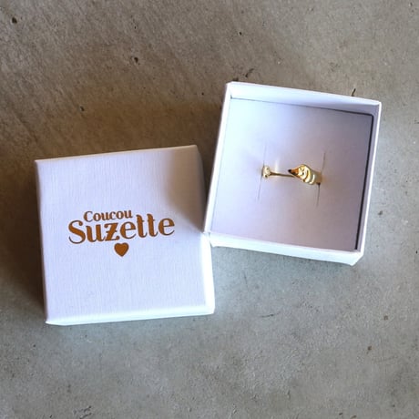 ククシュゼット 正規商品 アクセ 指輪 おしゃれ 個性的 犬 可愛い フランス ギフト Coucou Suzette ダックスフンド リング Dachshund Ring ゴールド Gold