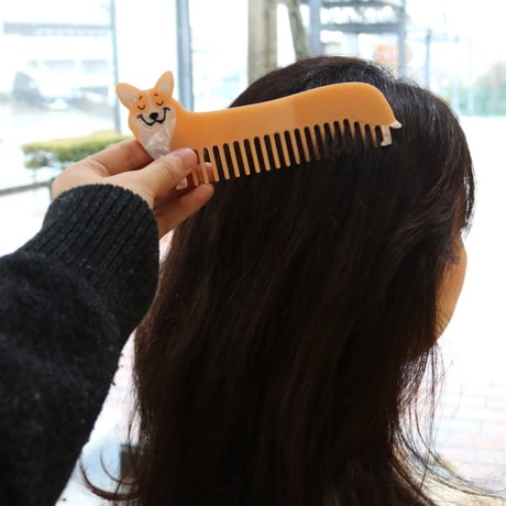 ククシュゼット 正規商品 ヘア くし ブラシ コーム かわいい フランス ギフト Coucou Suzette コーギー コーム Corgi Comb ベージュ Beige