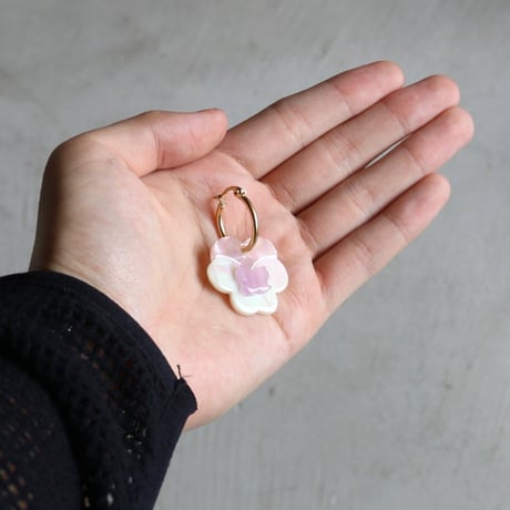 ククシュゼット 正規商品 ピアス レディース 両耳用 花 かわいい フランス ピンク パンジー イヤリング ピンク ( pipansyear)