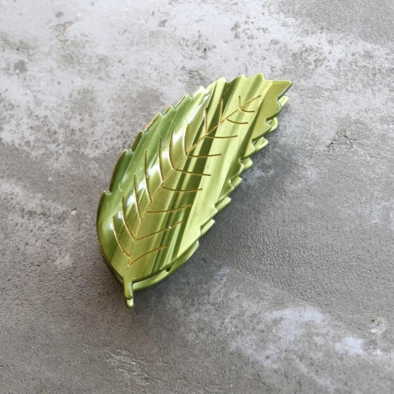 Coucou Suzette / Chestnut Leaf Hair Claw / ches