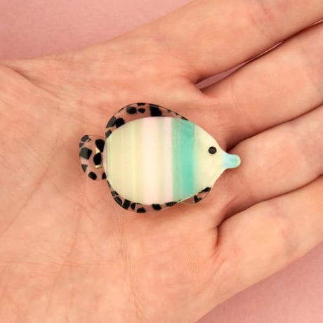 ククシュゼット 正規商品 アクセ ピン クリップ 海 魚 かわいい ギフト Coucou Suzette 熱帯魚 ヘア クリップ ブルー(tropicalfishclip)
