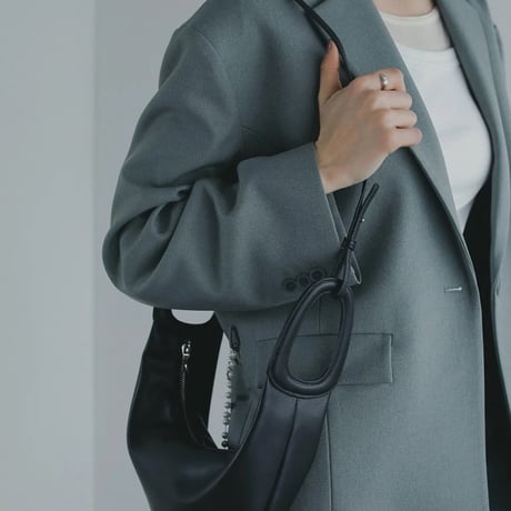 MANOF / HANDLE MOON BAG / 891168552