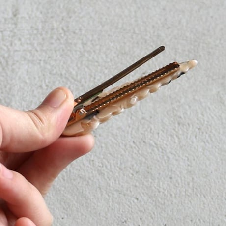 ククシュゼット 正規商品 ヘア アクセ ピン かわいい 海 夏 貝 フランス ギフト Coucou Suzette 貝殻 クリップ  ベージュ(seashellclip)
