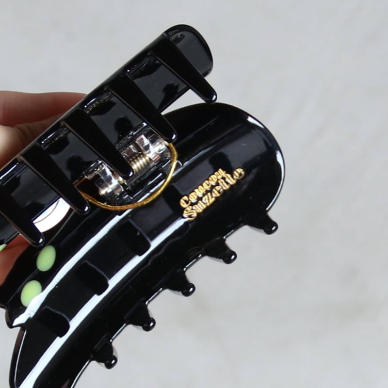 ククシュゼット 正規商品 ヘア アクセ クリップ かわいい 猫 黒