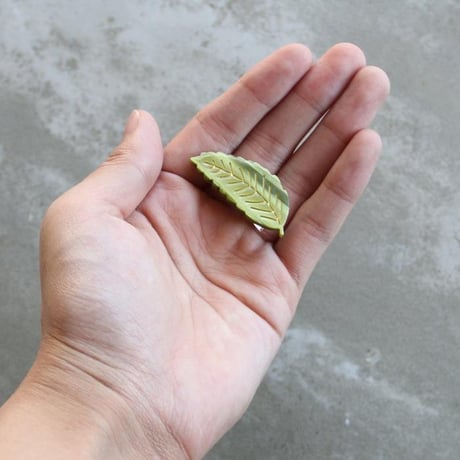 Coucou Suzette / Chestnut Leaf Hair Clip / chestnutleafclip