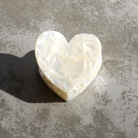 Coucou Suzette / White Heart Hair Claw / whheartclaw