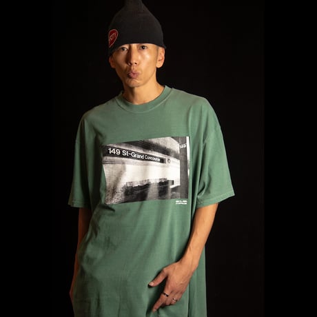 212MAG.×MetroStore SUBWAY "Writers Bench" Tee