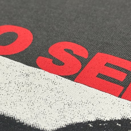 "NO SELLOUT" 6.1oz GarmentDye Tee PepperBlack
