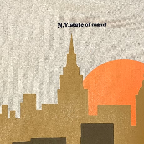 "ViewFromQueens" 8oz HOODIE SAND