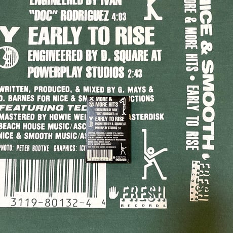 ”CassetteTape＆Crack”  GarmentDye 6.1oz Tee LightGreen