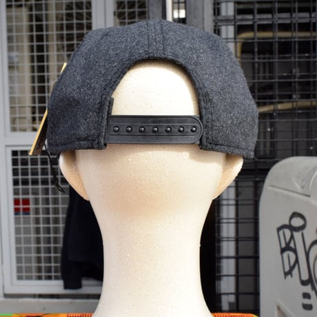 WeSC WOOL SNAPBACK CAP