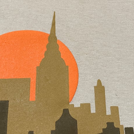 "ViewFromQueens" 6oz US COTTON S/S Tee SAND