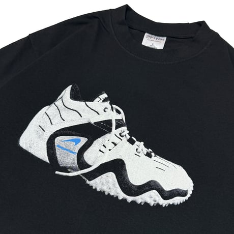 "Return of the 90's" 7.5 oz Max Heavyweight Tee Black