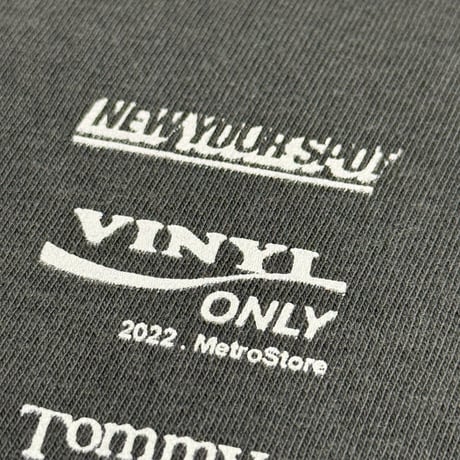 "NO SELLOUT" 6.1oz GarmentDye Tee PepperBlack