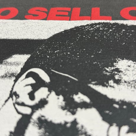 "NO SELLOUT" 6.1oz GarmentDye Tee PepperBlack
