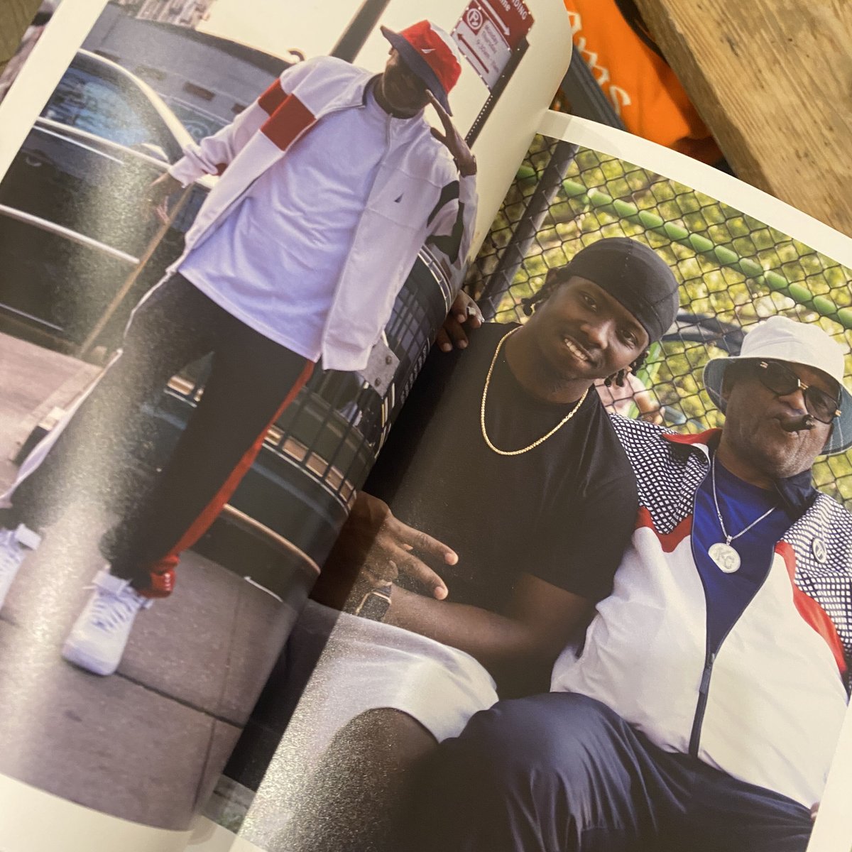 212.MAG #30 “WE STILL KEEP IT” | MetroStore