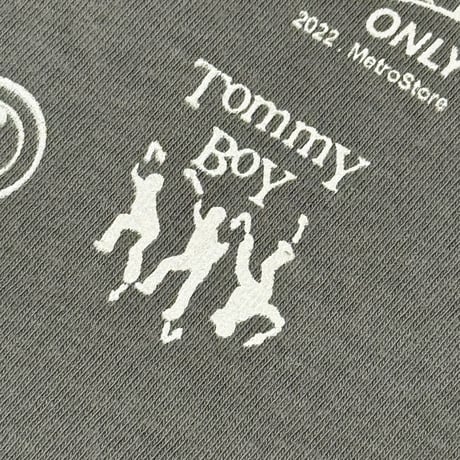 "NO SELLOUT" 6.1oz GarmentDye Tee Gray