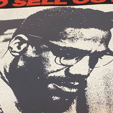 NO SELL OUT Tee